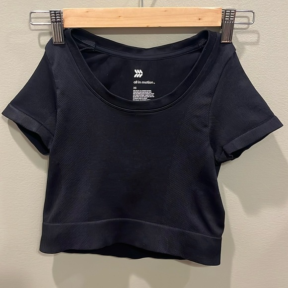 all in motion Black Ribbed Crop Top Size XS - Picture 1 of 3